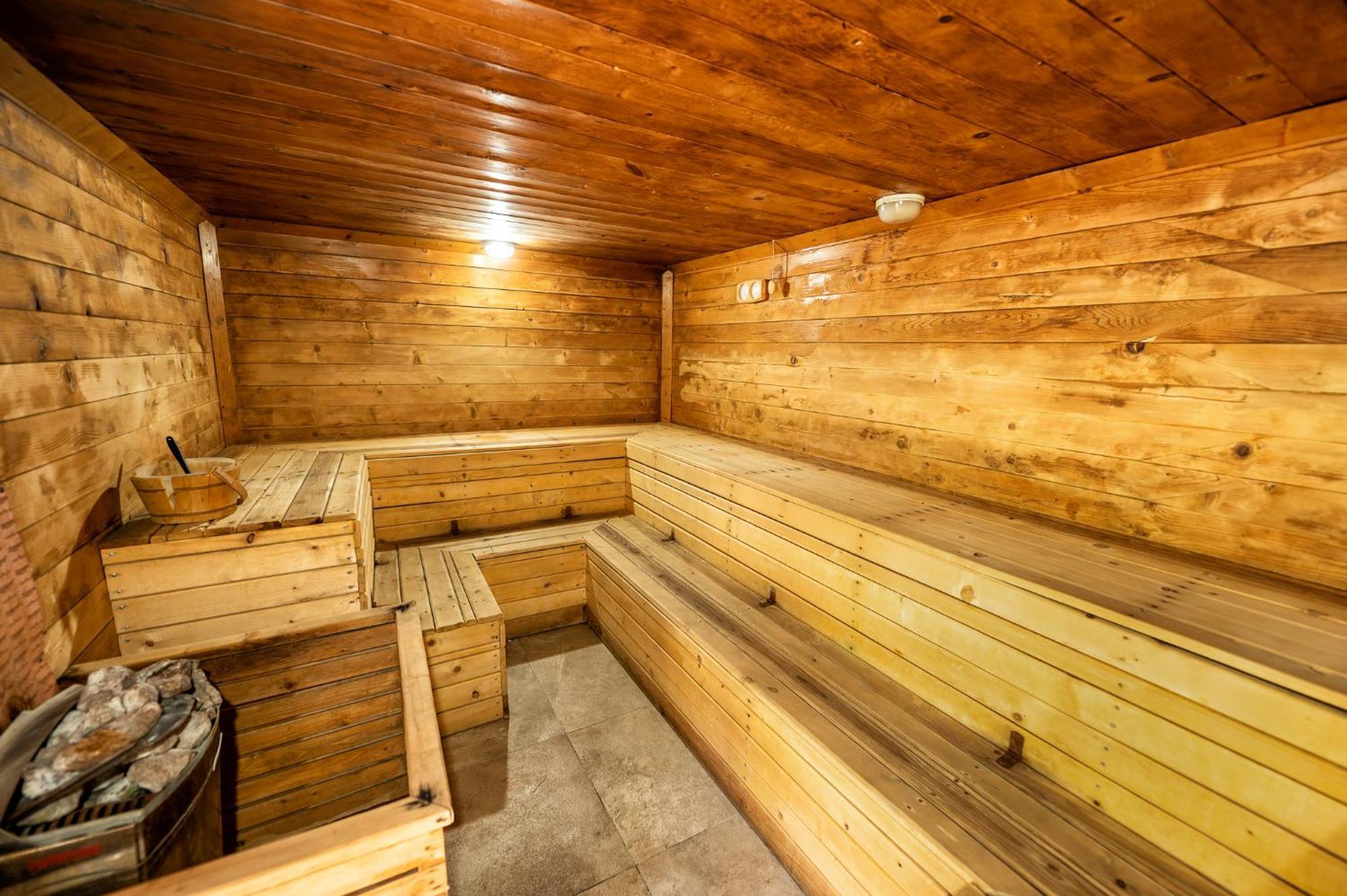 Complex Turistic Casa Romaneasca Кэлимэнешти Экстерьер фото